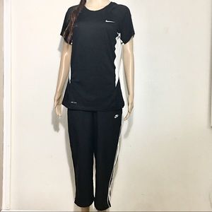 NIKE SET black and white shirt and cropped pants